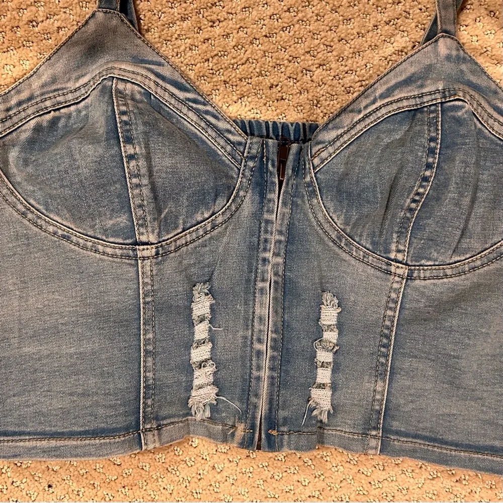 Hot & Delicious Denim Zip Front Crop Top Large